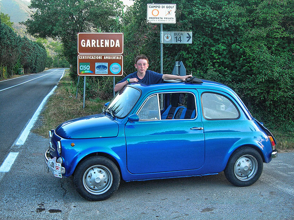 La Senzanome e il Gian a Garlenda Raduno per fiat 500 d'epoca'